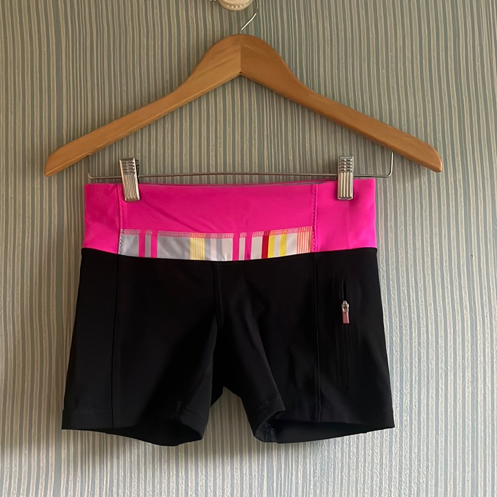 Old lululemon biker shorts size 2